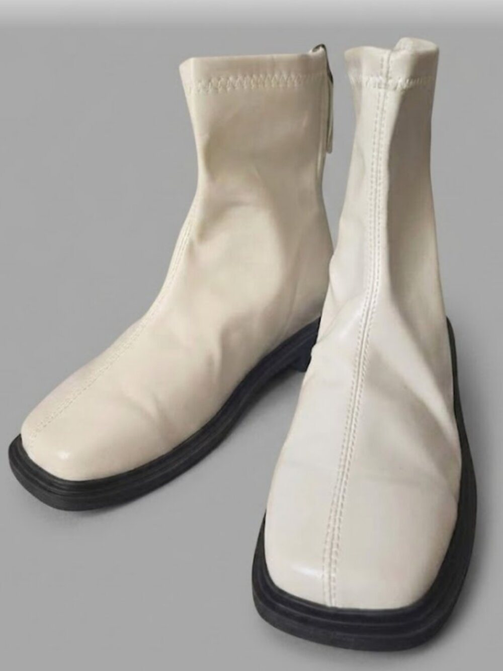Women Cream Ankle Off-white Sock Square Toe Boots. White. Size 6.5 - 7. No brand